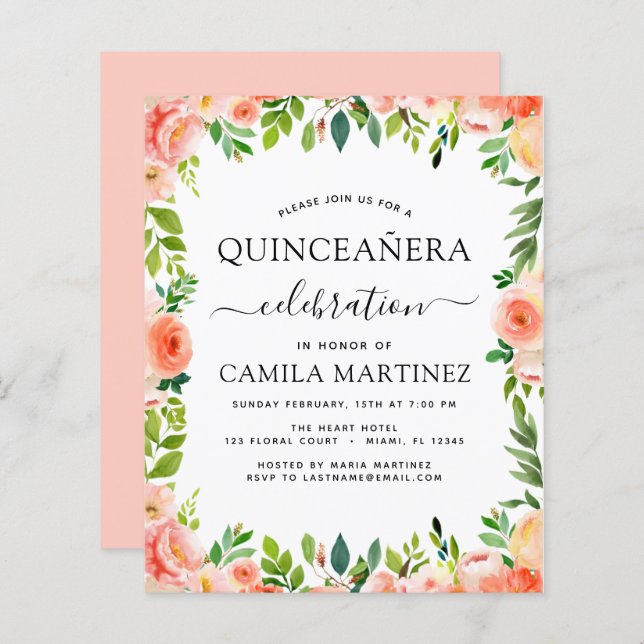 Budget Coral Peach Floral Quinceañera Einladung (Vorne/Hinten)