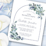 Budget Dusty Blue Floral 30. Geburtstag Einladung<br><div class="desc">Dusty blaue Pfingsten und Wildblumen schmücken eine hübsche Geburtstagseinladung. Moderne Kalligraphie und der Bogen ergänzen das Boho Vibe.</div>