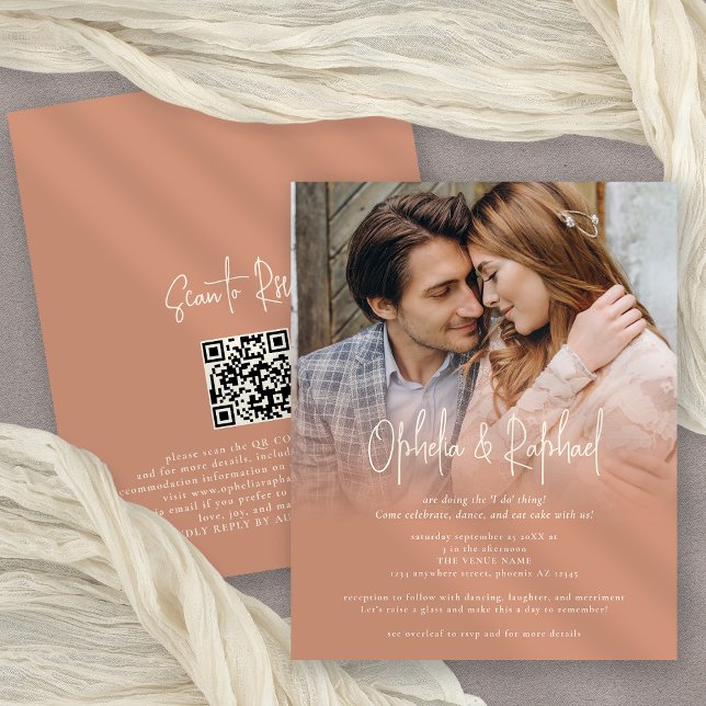 Budget Foto QR Boho Terracotta Hochzeit Einladung (Front and back view)