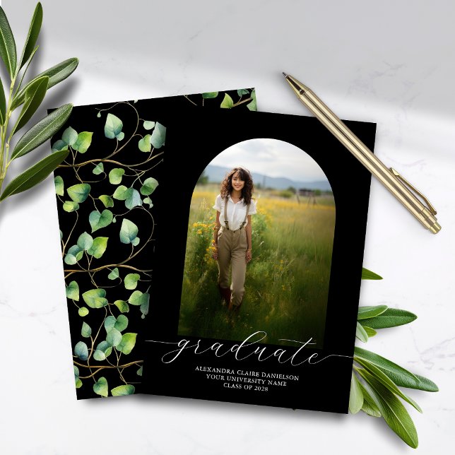 Budget Grad Ankündigung Boho Arch Black Ivy Back (Von Creator hochgeladen)