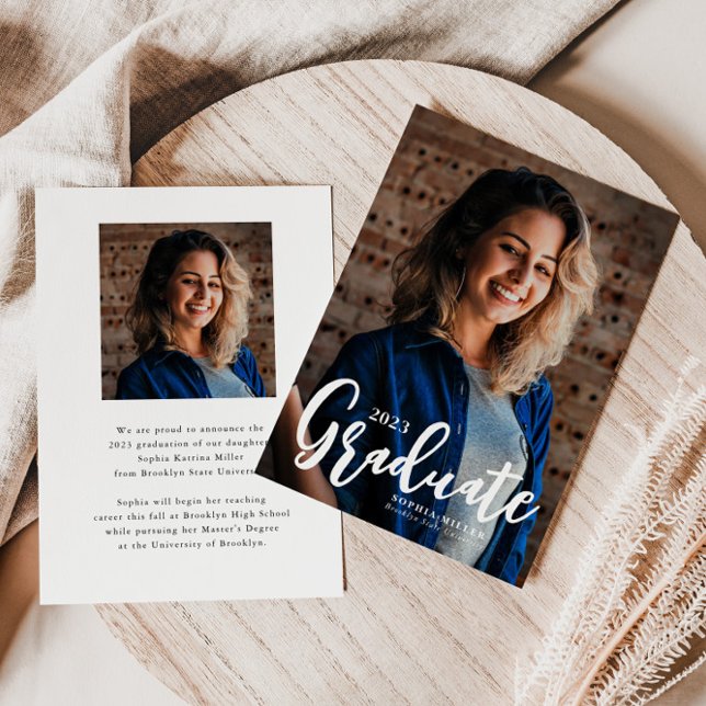 Budget Graduate Script 2 Foto Abschluss Card (Von Creator hochgeladen)