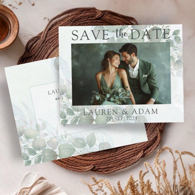 Budget Green Eucalyptus Wedding Save the Date  (Von Creator hochgeladen)