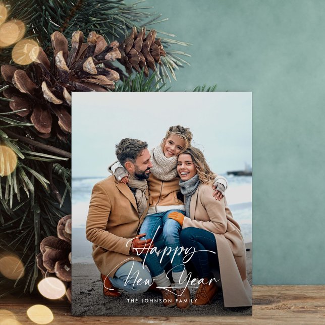 Budget Happy New Year Elegante Script Foto Card Flyer (Von Creator hochgeladen)