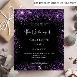 Budget Hochzeit Schwarz lila Glitzer Einladung<br><div class="desc">Ein schicker schwarzer Hintergrund. Dekoriert mit dunklen lila Imitaten Glitzer,  Glitzern. Personalisieren und fügen Sie Ihre Namen und die Details. Zurück: Schwarzer Hintergrund und Imitat Glitzer.</div>