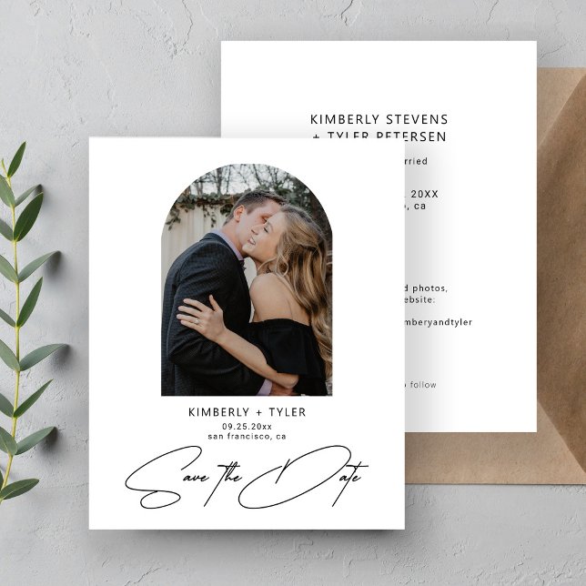 Budget-Hochzeitsankündigung mit moderner Bogenform (Von Creator hochgeladen)