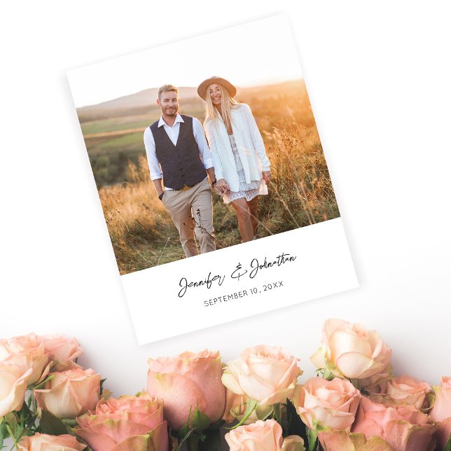 Budget Modern Chic Foto Verti W Save the Date V2 Flyer (Von Creator hochgeladen)