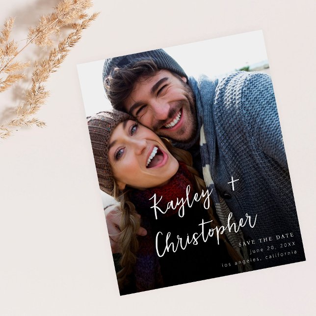 Budget Modern Name Foto Verti Chic Save the Date Flyer (Von Creator hochgeladen)