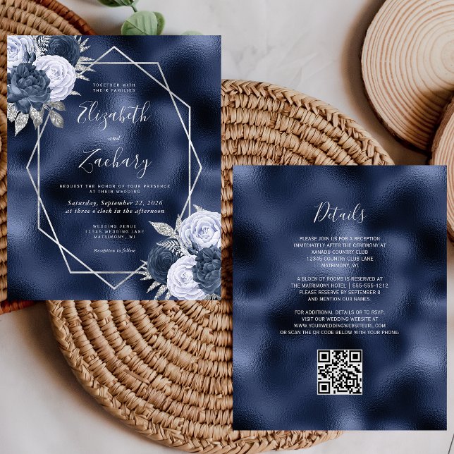 Budget Navy Dusty Blue Floral QR Code Hochzeit (Von Creator hochgeladen)