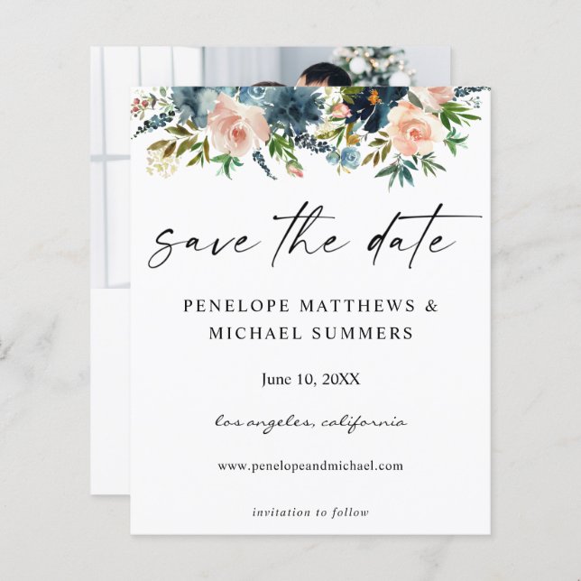 Budget Navy & Pink Floral Save the Date V2 Foto (Vorne/Hinten)