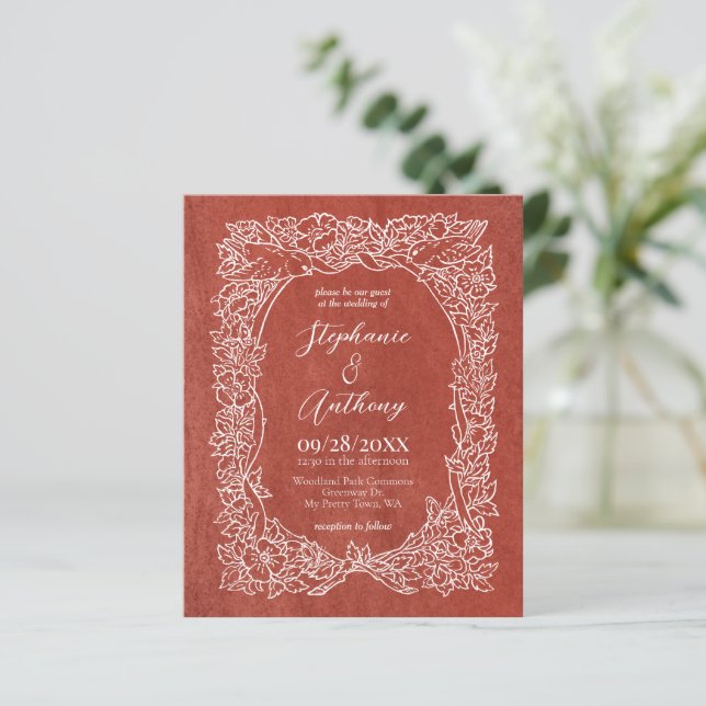 Budget Rust Terracotta Floral Wedding Einladung (Stehend Vorderseite)