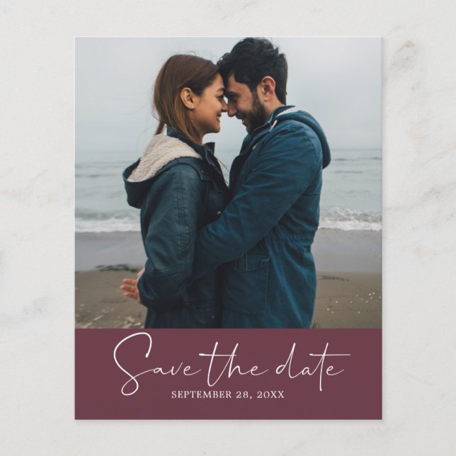 Budget Save the Date Script Burgundy Foto Flyer (Vorne)