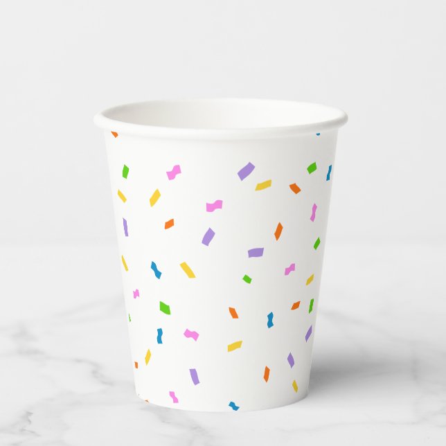 Budget Sprinkles Confetti 1st Birthday Pappbecher (Vorderseite)