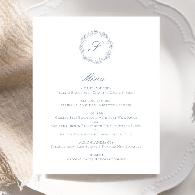 Budget Staubblau Monogramm Kranz Hochzeitsmenü (Von Creator hochgeladen)