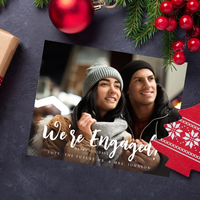 Budget Wir sind Verlobtes Minimalistisches Foto Flyer (Von Creator hochgeladen)