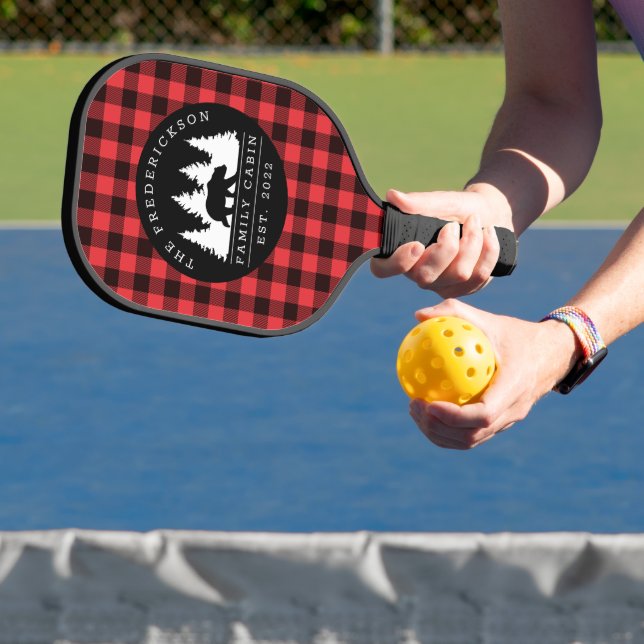 Buffalo Kariert Family Cabin Monogram Pickleball Schläger (InSitu)