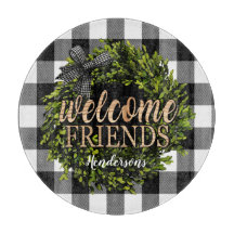 Buffalo Karo Black and White Boxwood Wreath