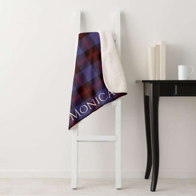 Buffalo-Karo navyblau rot Monogramm Name Sherpadecke (Beispiel)