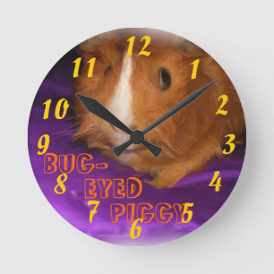 BUG-EYED PIGGY Guinea Pig Clock Runde Wanduhr