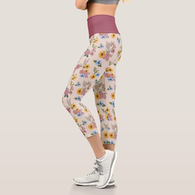 BUGS BUNNY™ Blumenstickmuster Capri Leggings (Links)