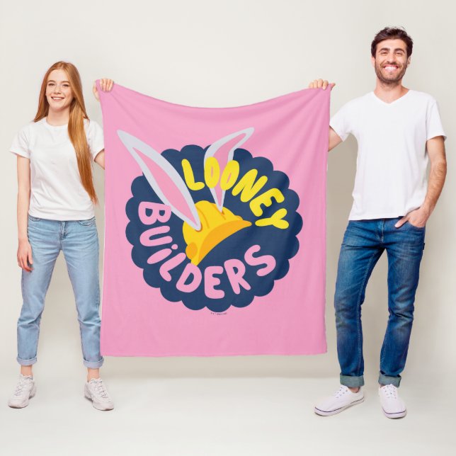 BUGS BUNNY BUILDERS™| Hard Hat Scalloping Logo Fleecedecke (Beispiel)