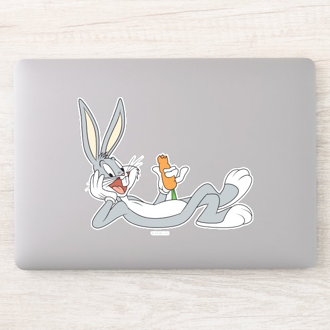 BUGS BUNNY™ Lay Down Eating Carrot Aufkleber (Computer)