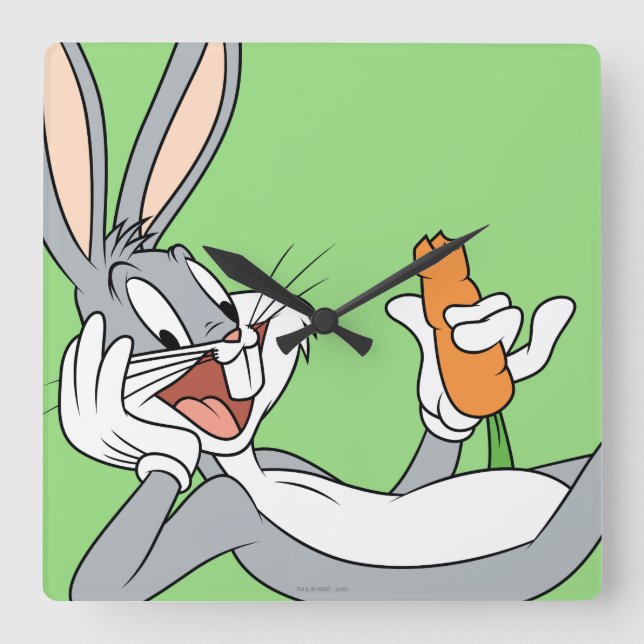 BUGS BUNNY™ Lay Down Eating Carrot Quadratische Wanduhr (Vorderseite)