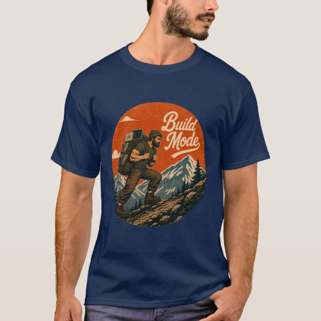 Build-Modus Vintage-Tech-Abenteuer T-Shirt (Vorderseite)