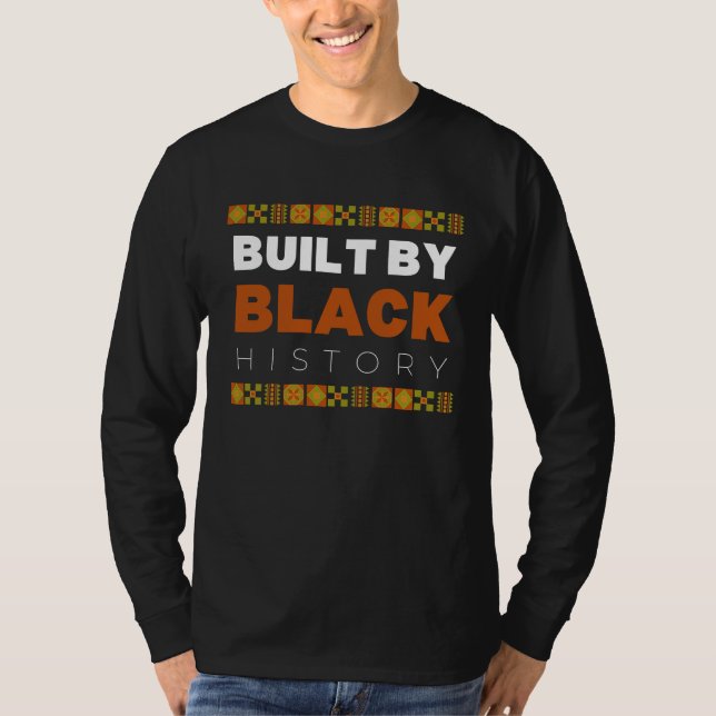Built By Black History BHM African Pride Month Men T-Shirt (Vorderseite)