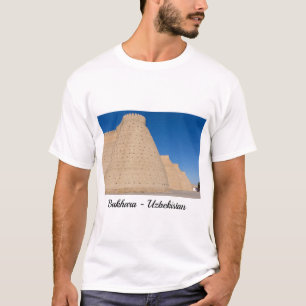 Bukhara, Usbekistan - Mauer der arktischen Festung T-Shirt