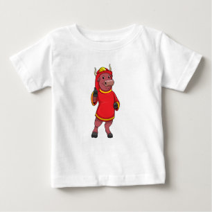 Bull als Feuerwehrmann mit Helm Baby T-shirt