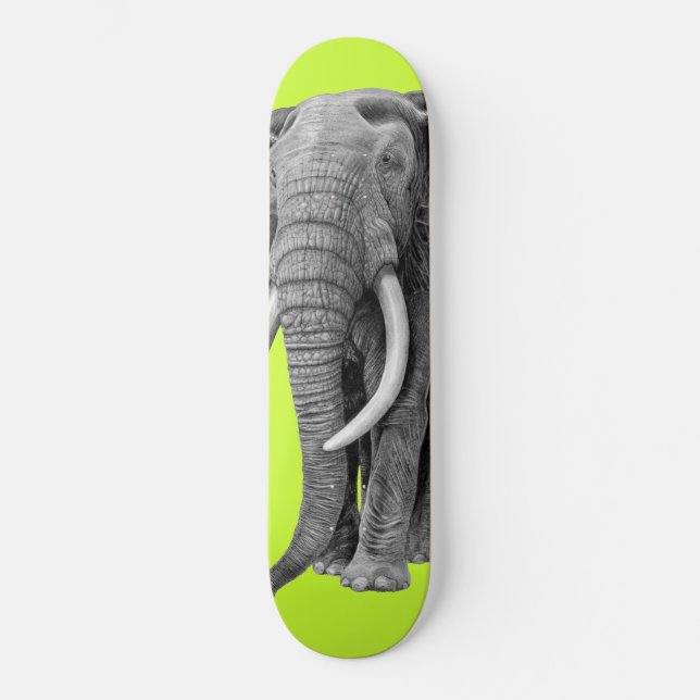 Bull Elefant - Zeichnend im Bleistift Skateboard (Vorderseite)