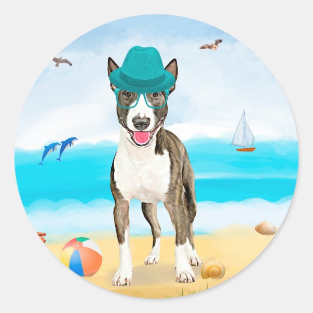 Bull Terrier Dog on Beach Runder Aufkleber (Vorderseite)