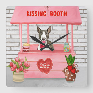 Bull Terrier Dog Valentine's Day Kissing Booth Quadratische Wanduhr
