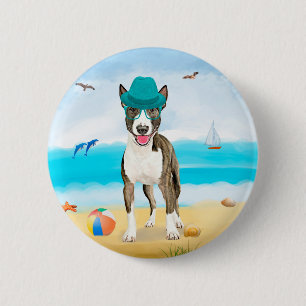 Bull Terrier Hund am Strand Button