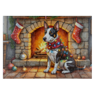 Bull Terrier Kamin mit Weihnachtslichtern Schneidebrett