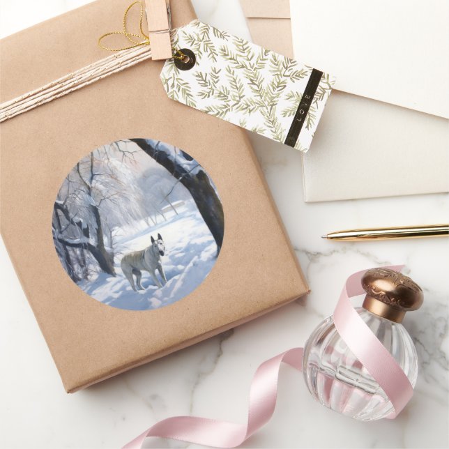 Bull Terrier Lass es Weihnachten schnee Runder Aufkleber (Schenken)