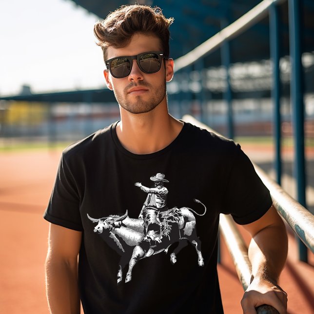 Bull Wrangling T-Shirt (Von Creator hochgeladen)