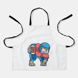 Bulldog beim Sport mit Fußball und Helm Schürze