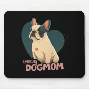 Bulldog mit Herz-Hintergrund Mousepad