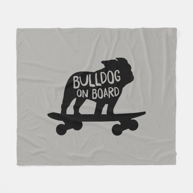 Bulldog on Board Skateboarding Dog Silhouette Fleecedecke (Vorderseite (Horizontal))