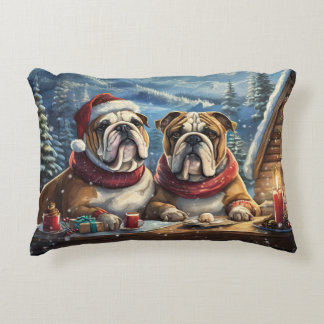 Bulldogs Holiday Design von Rich AMeN Gill Dekokissen