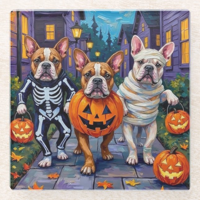 Bulldogs Trick-or-Treating in Halloween-Kostümen Glasuntersetzer (Vorderseite)