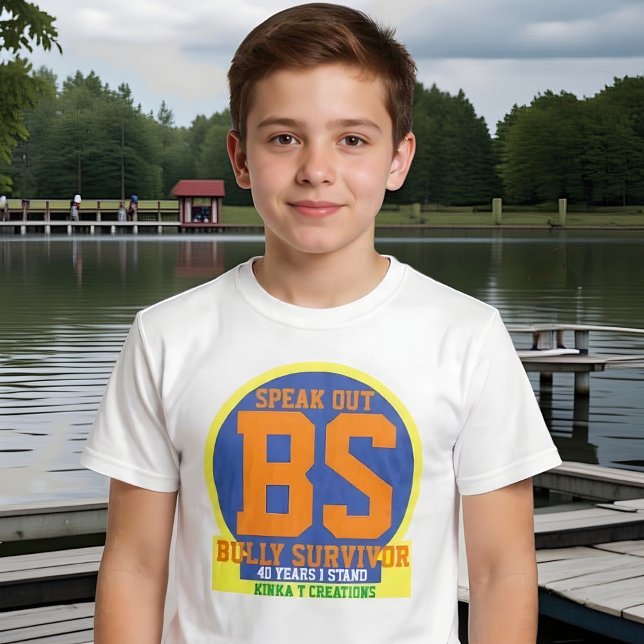 Bully Survivor T-Shirt (Von Creator hochgeladen)