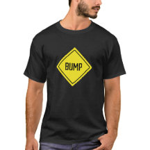 Bump-Traffic-Zeichen | Dunkler T - Shirt