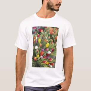 Bündel der bunten Tulpen T-Shirt