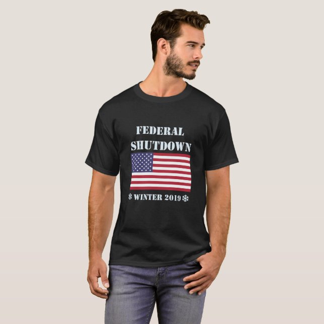 Bundesstaatliche Regierungs-Abschaltung /Furlough T-Shirt (Vorne ganz)