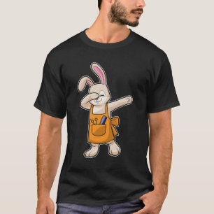 Bunny als Friseur mit Comb & Schere T-Shirt