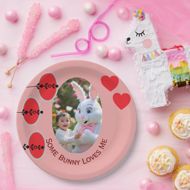Bunny and Child photo in Oval Frame &Hearts Easter Pappteller (Party)