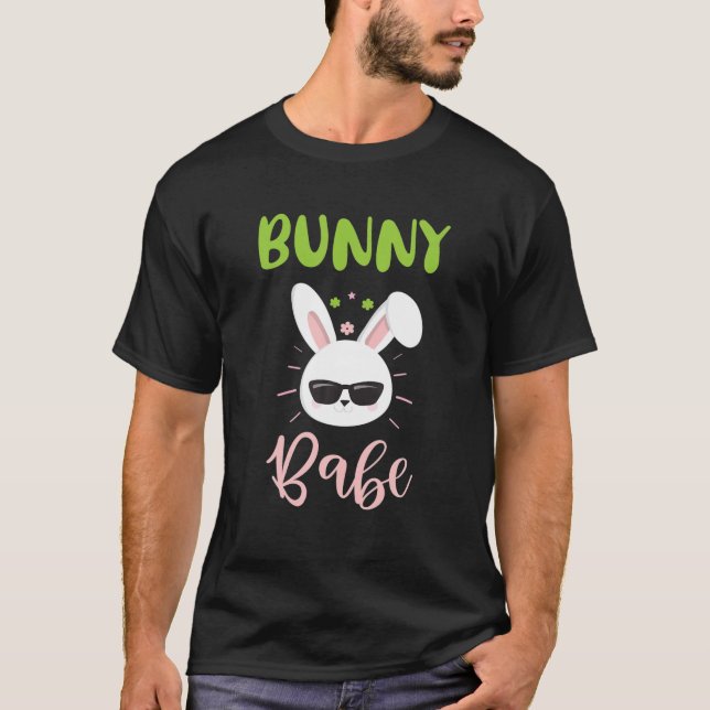 Bunny Babe Cute Easter Day T-Shirt (Vorderseite)