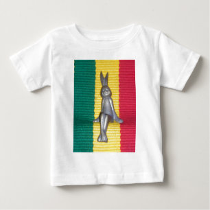 Bunny in Rasta Colors: Eine Touch Groovy Art Print Baby T-shirt